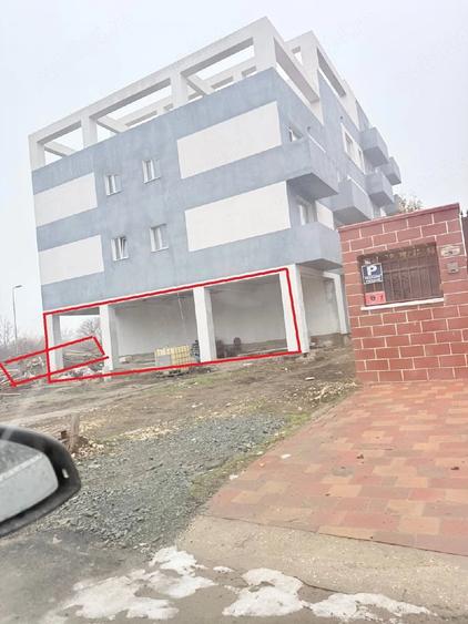 Spațiu comercial, de 95 mp, în Central