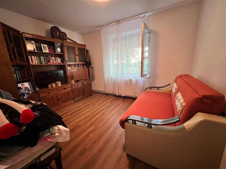 De vanzare apartament 2 camere in 7 Noiembrie Targu Mures - 5