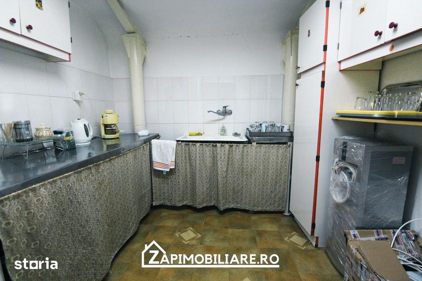 Spațiu comercial, de 735 mp, în Central