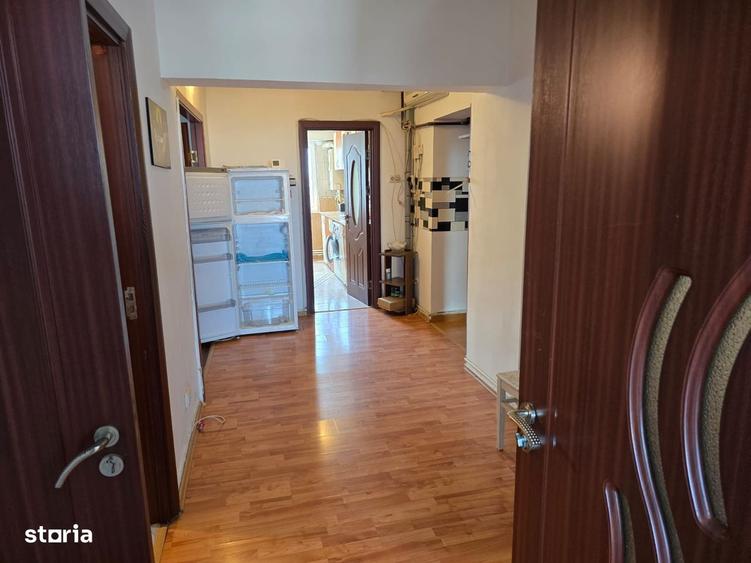 Apartament cu 3 camere în Casa de Cultură