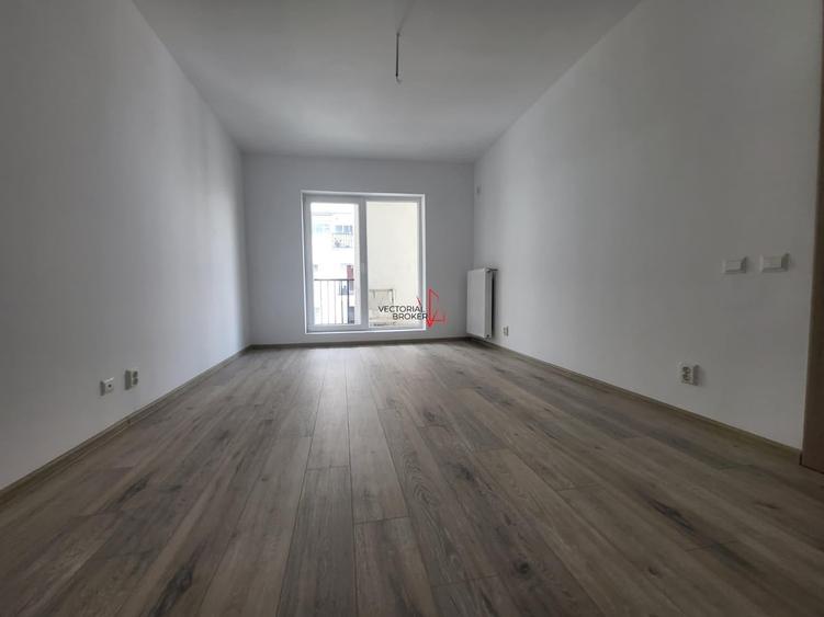 Apartament cu 3 camere decomandat în Theodor Pallady