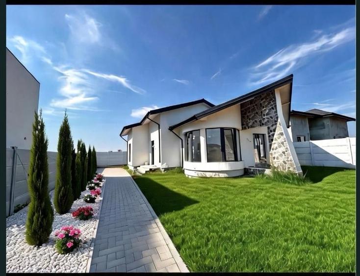 Casă individuală cu 4 camere cu Garaj în Berceni