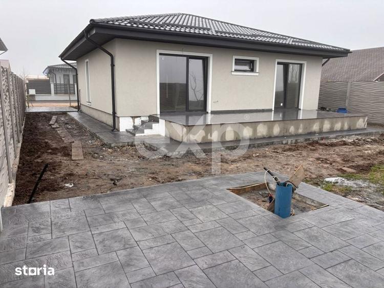 Casă cu 3 camere cu Teren 375 Mp în Vidra