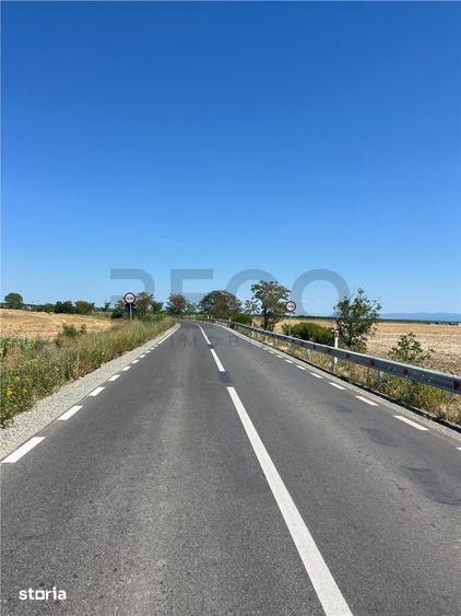 Teren de 18100 mp, în Tulca