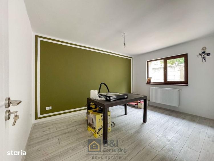 Casă cu 4 camere în Păun