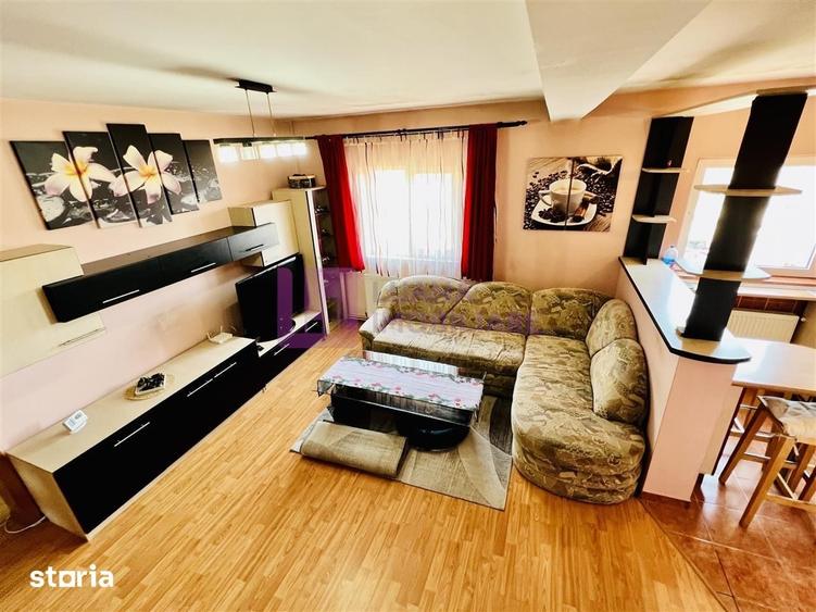 Apartament cu 3 camere în Vasile Aaron