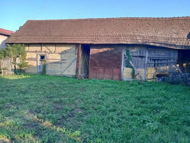 Casă cu 1 camere cu Teren 1500 Mp în Sâmbăta