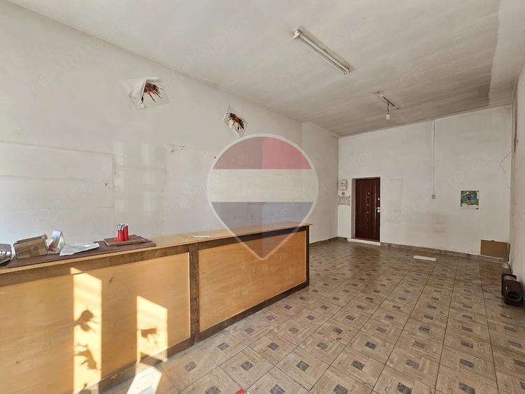 Apartament cu 4 camere decomandat în Central