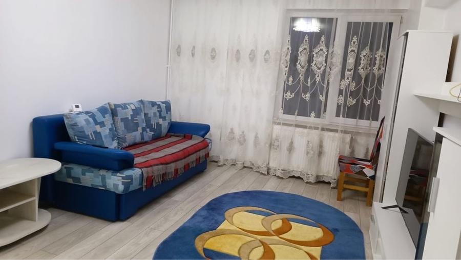 Apartament cu 2 camere semidecomandat în Ultracentral