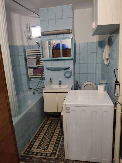 Apartament cu 2 camere decomandat în Republicii