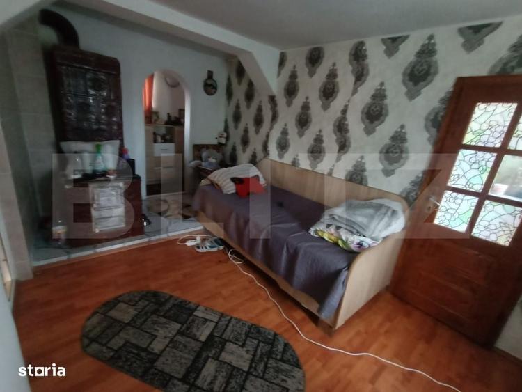 Casa din caramida cu teren generos de 4.717 mp | Dealu, comuna Zvorist - 7