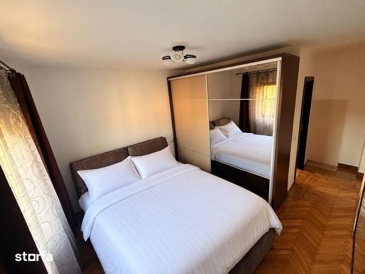 Apartament cu 4 camere decomandat în Central