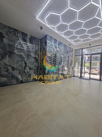 Apartament cu 3 camere decomandat în Sud