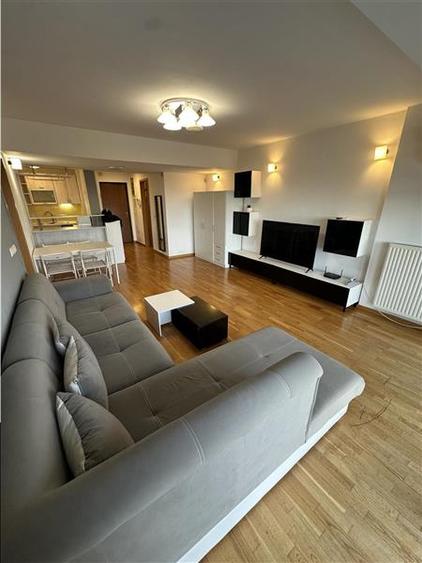 Apartament cu 2 camere semidecomandat în Băneasa