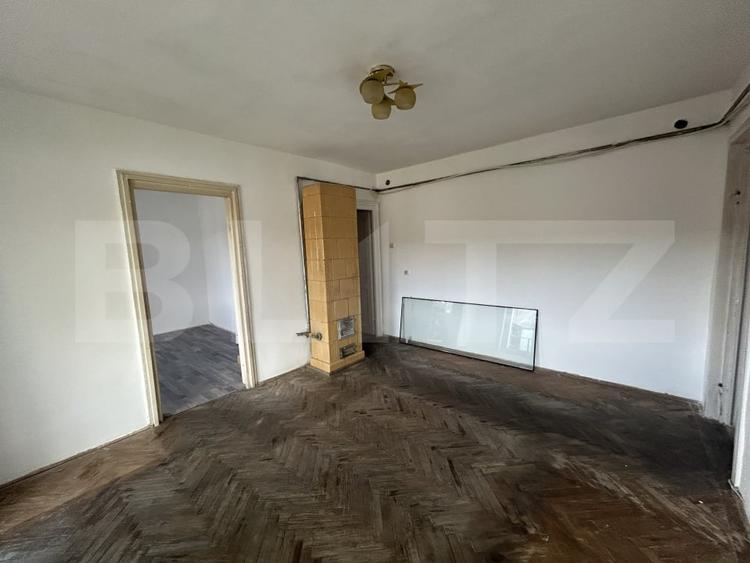 Apartament cu 2 camere semidecomandat în Gherla