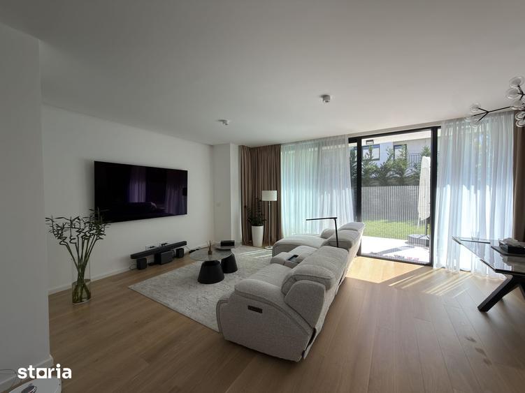 Casă cu 5 camere cu Teren 340 Mp în Central