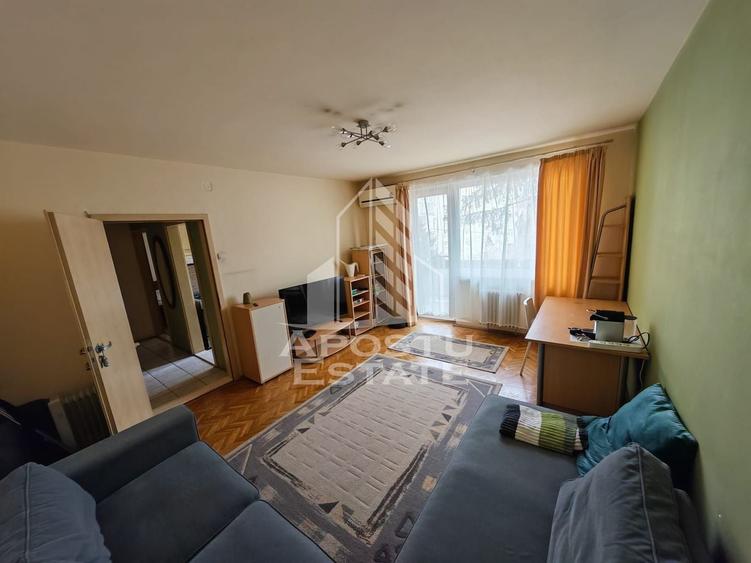 Apartament cu 2 camere decomandat, mobilat în Tipografilor