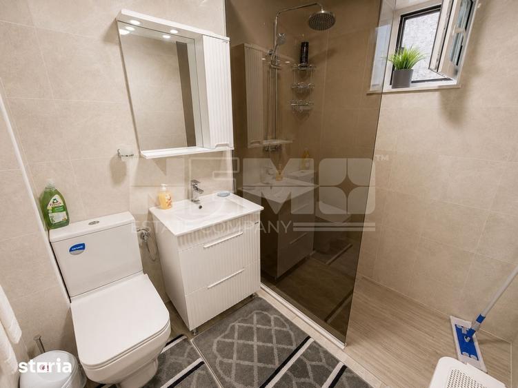 Casă cu 4 camere cu Teren 500 Mp în Central