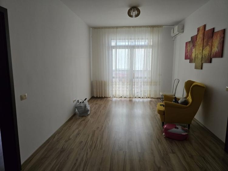 Apartament cu 2 camere semidecomandat, mobilat în Drumul Taberei