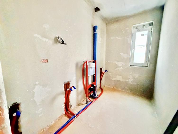 Apartament cu 2 camere semidecomandat în Moșnița Nouă