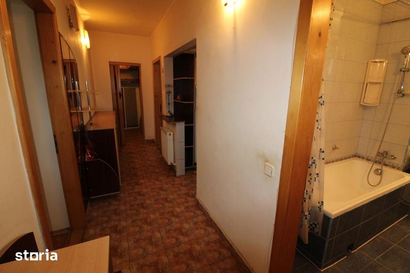 Apartament cu 3 camere în Central