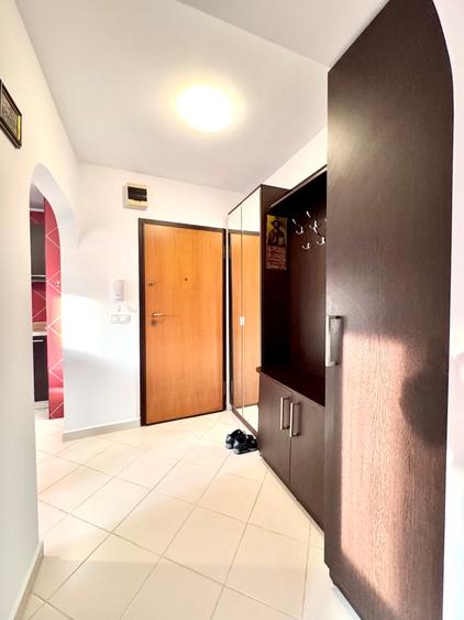 Apartament cu 3 camere decomandat în Calea Călărașilor