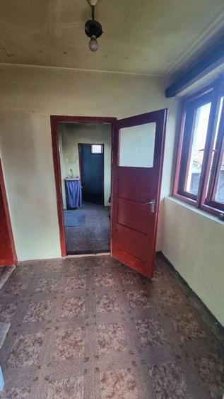 Casă cu 2 camere în Dăbâca