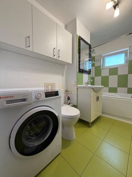 Apartament cu 3 camere semidecomandat, mobilat în Girocului