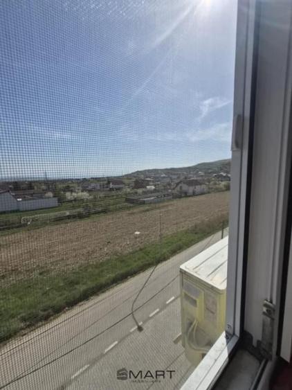 Apartament cu 2 camere semidecomandat în Micești