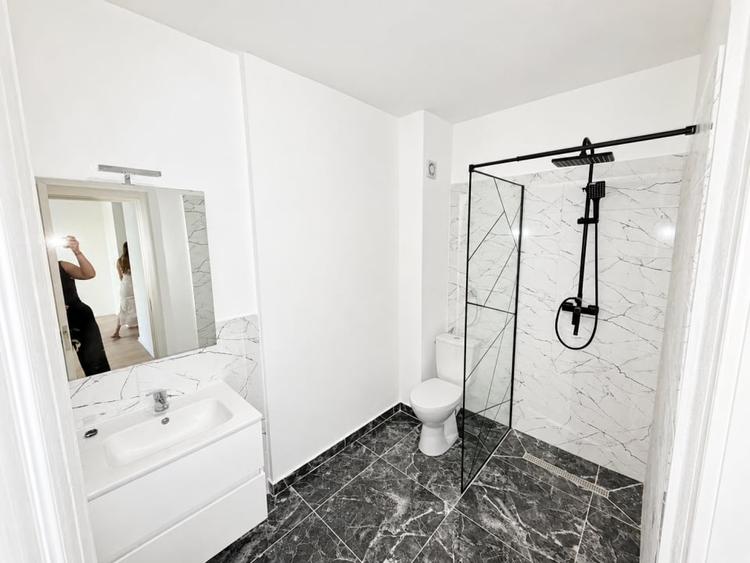 Apartament cu 2 camere decomandat în Ampoi 3