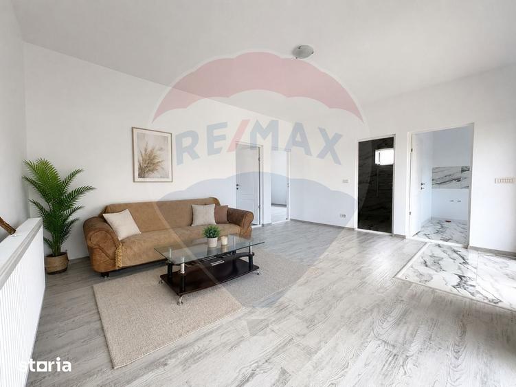 Casă cu 3 camere cu Teren 245 Mp în Valu lui Traian