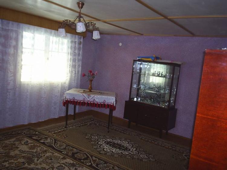 Casă individuală cu 4 camere cu Garaj în Jiliște