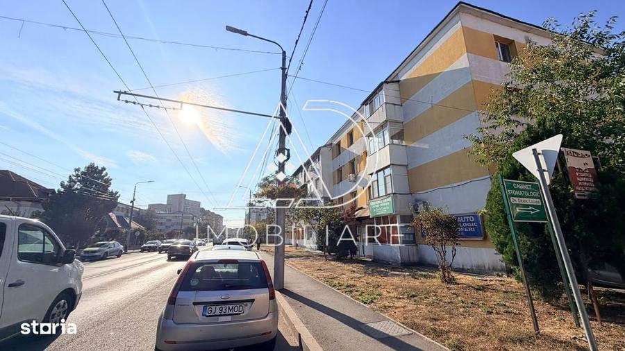 Apartament cu 3 camere în Central