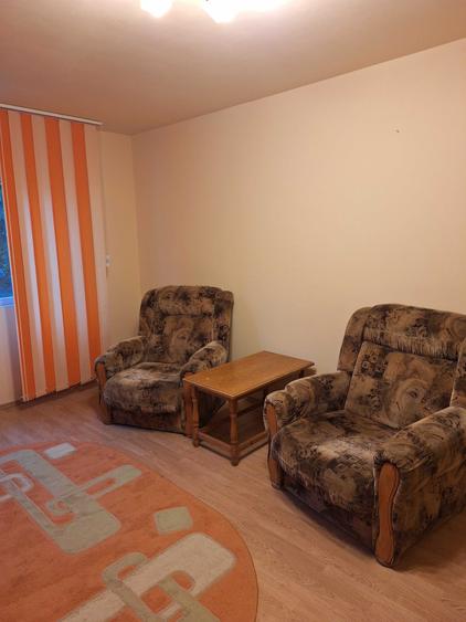 Apartament cu 2 camere decomandat în Carol Davila