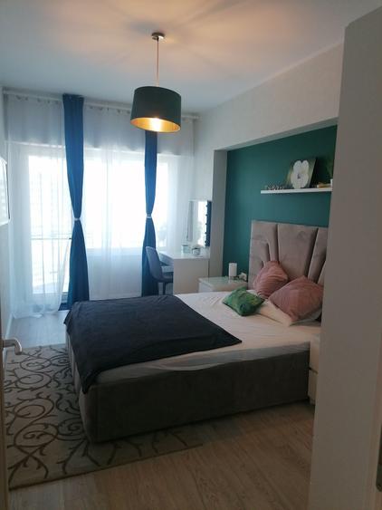 Apartament cu 2 camere semidecomandat în Cârlig