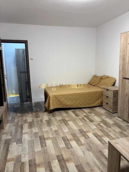 Garsonieră decomandată, mobilată în Iancului