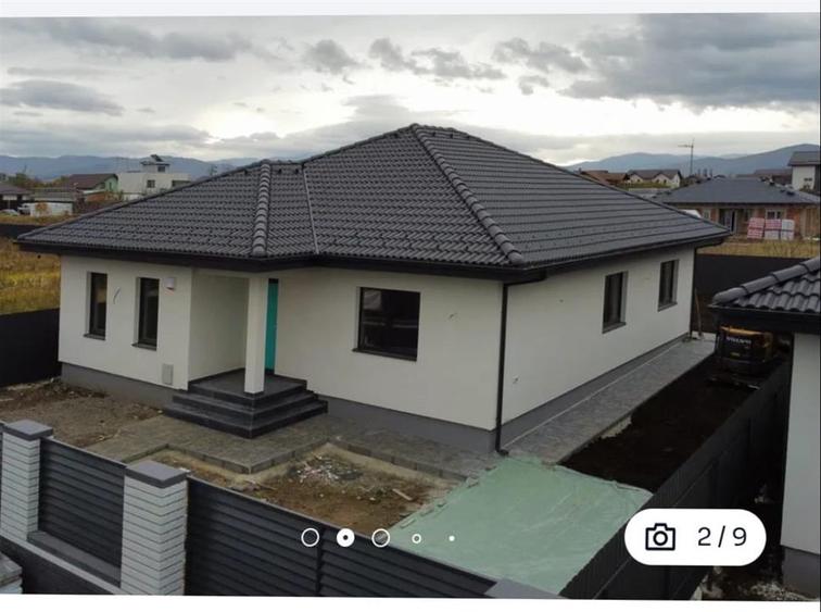 Casă individuală cu 5 camere cu Teren 500 Mp în Tărlungeni