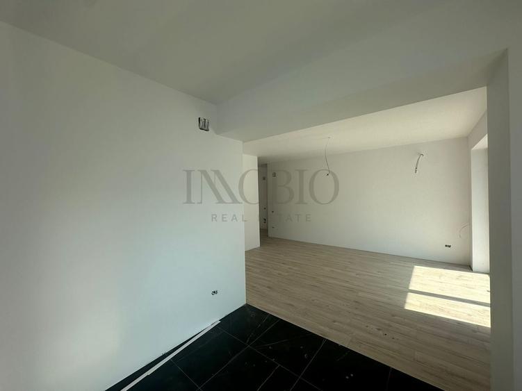 Apartament cu 2 camere semidecomandat în Sisești