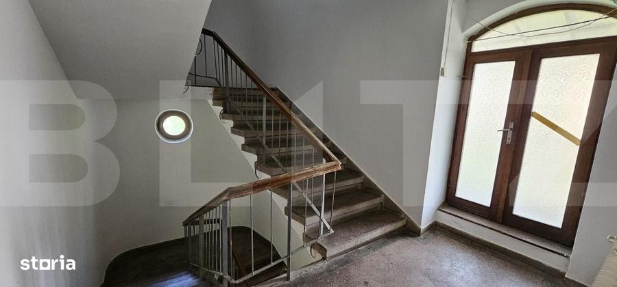 Apartament cu 3 camere decomandat în Chilieni
