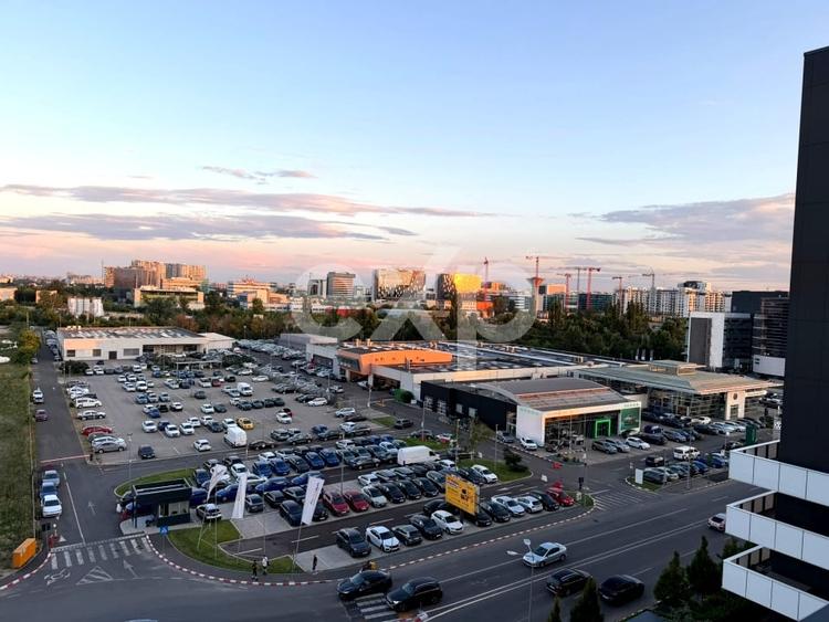 Apartament cu 3 camere decomandat, mobilat în Voluntari