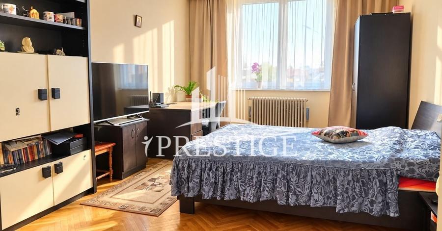 Casă individuală cu 4 camere cu Canalizare în Central