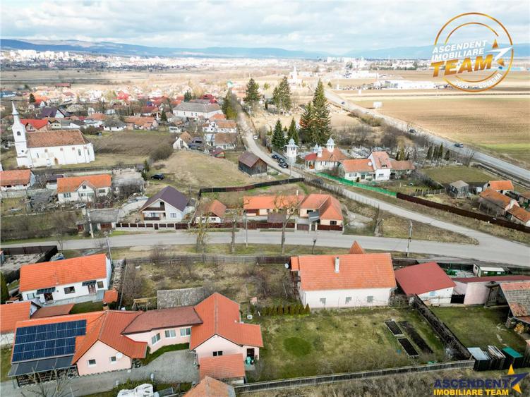 Casă cu 6 camere cu Canalizare în Chilieni