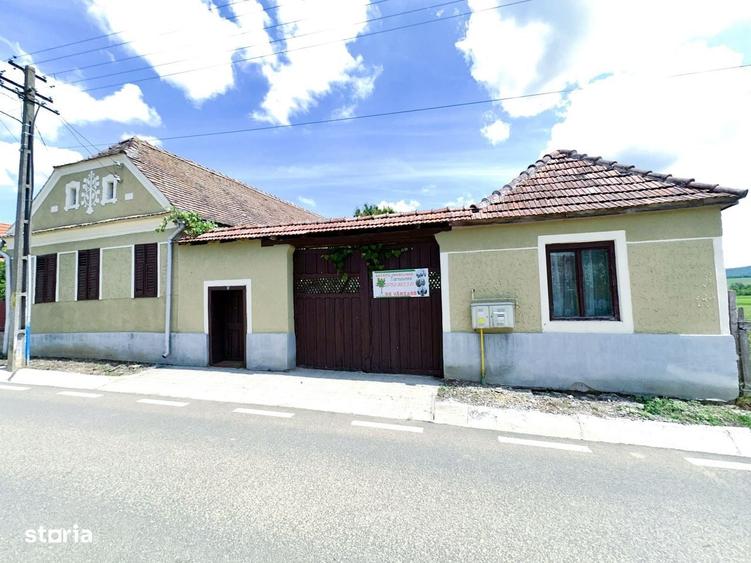Casă cu 2 camere cu Teren 1384 Mp în Alma