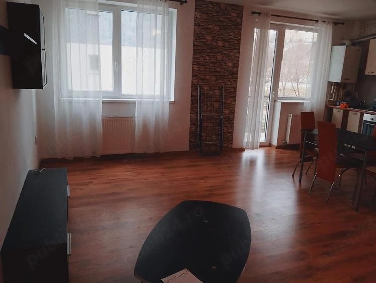 Apartament cu 2 camere decomandat în Tritenii de Sus