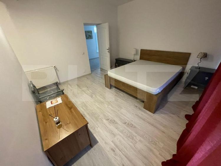 Apartament cu 3 camere decomandat, mobilat în Cârcea
