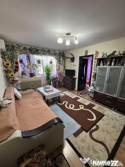 Apartament cu 2 camere semidecomandat în Km 4