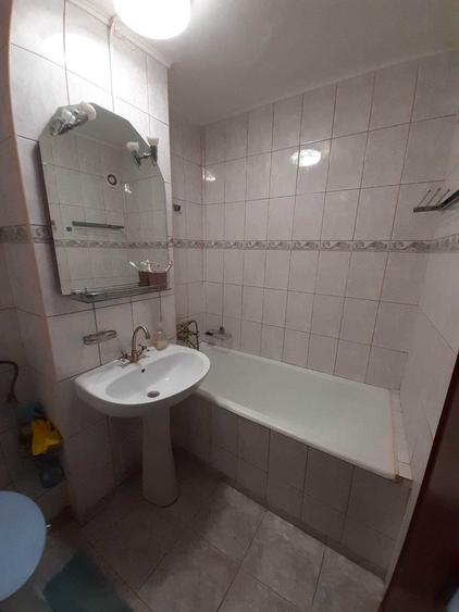 Caut colega apartament Militari/Metroul Gorjului la 30 metrii - 2