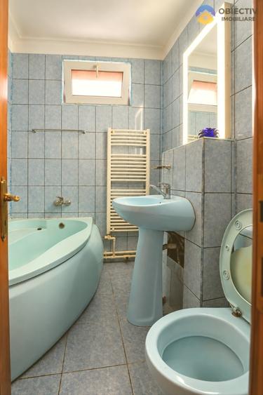 Apartament cu 2 camere decomandat în Precista