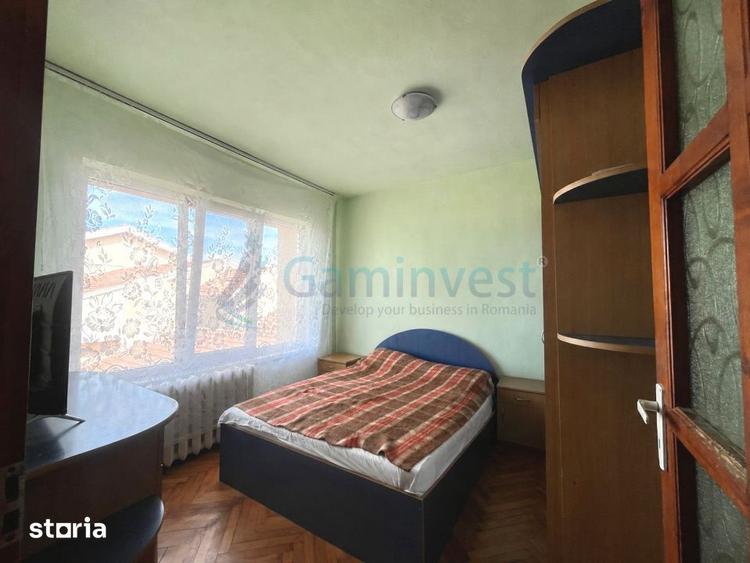 Apartament cu 4 camere decomandat, mobilat în Sânmartin