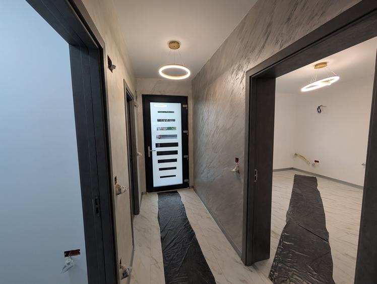 Casă individuală cu 4 camere cu Canalizare în Șerbănești